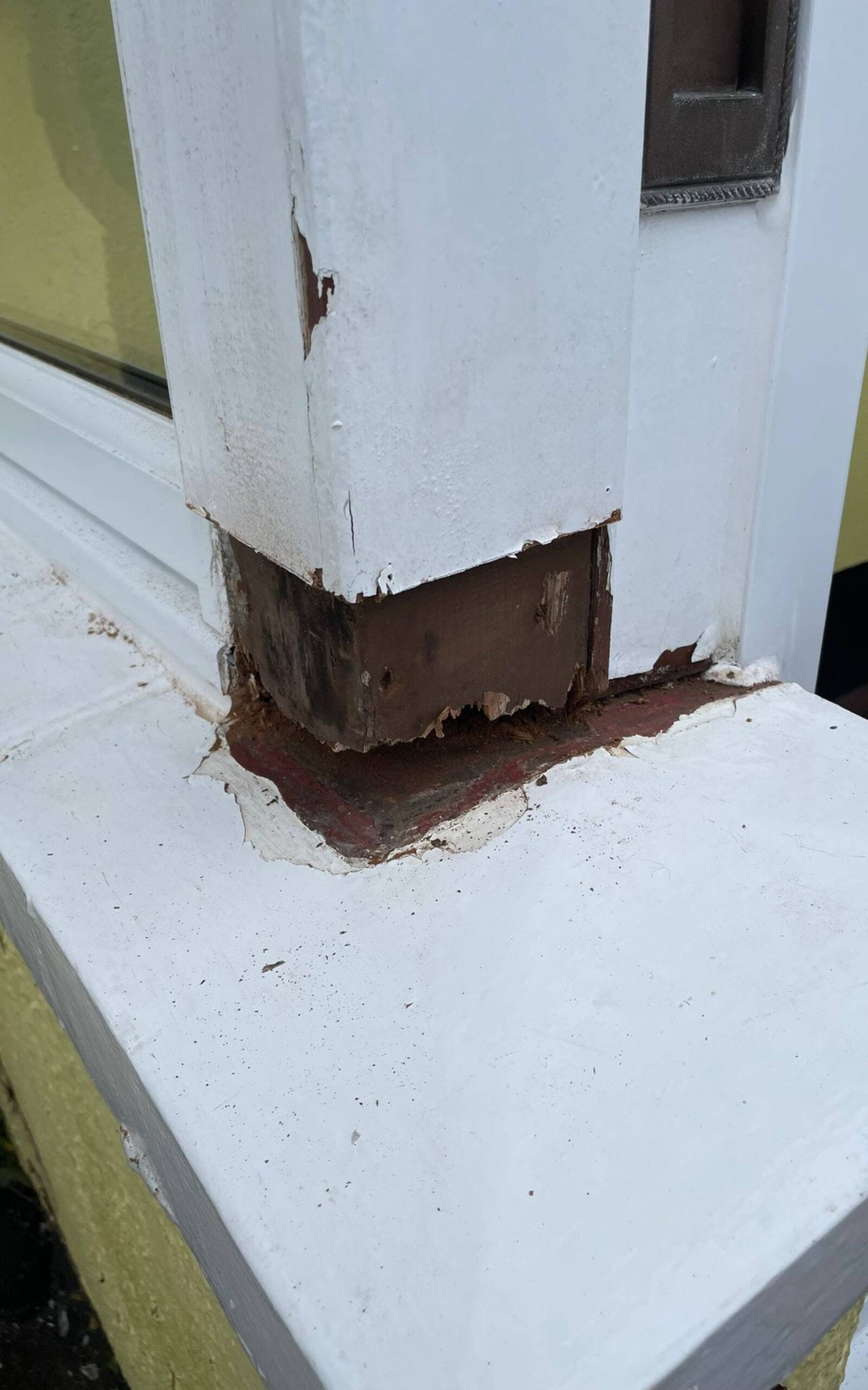 Window frame renovation — after